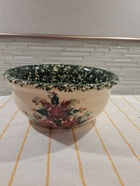 East Texas Pottery.Marshall Tx. Green Sponge Ware  Serving Bowl 9” diameter